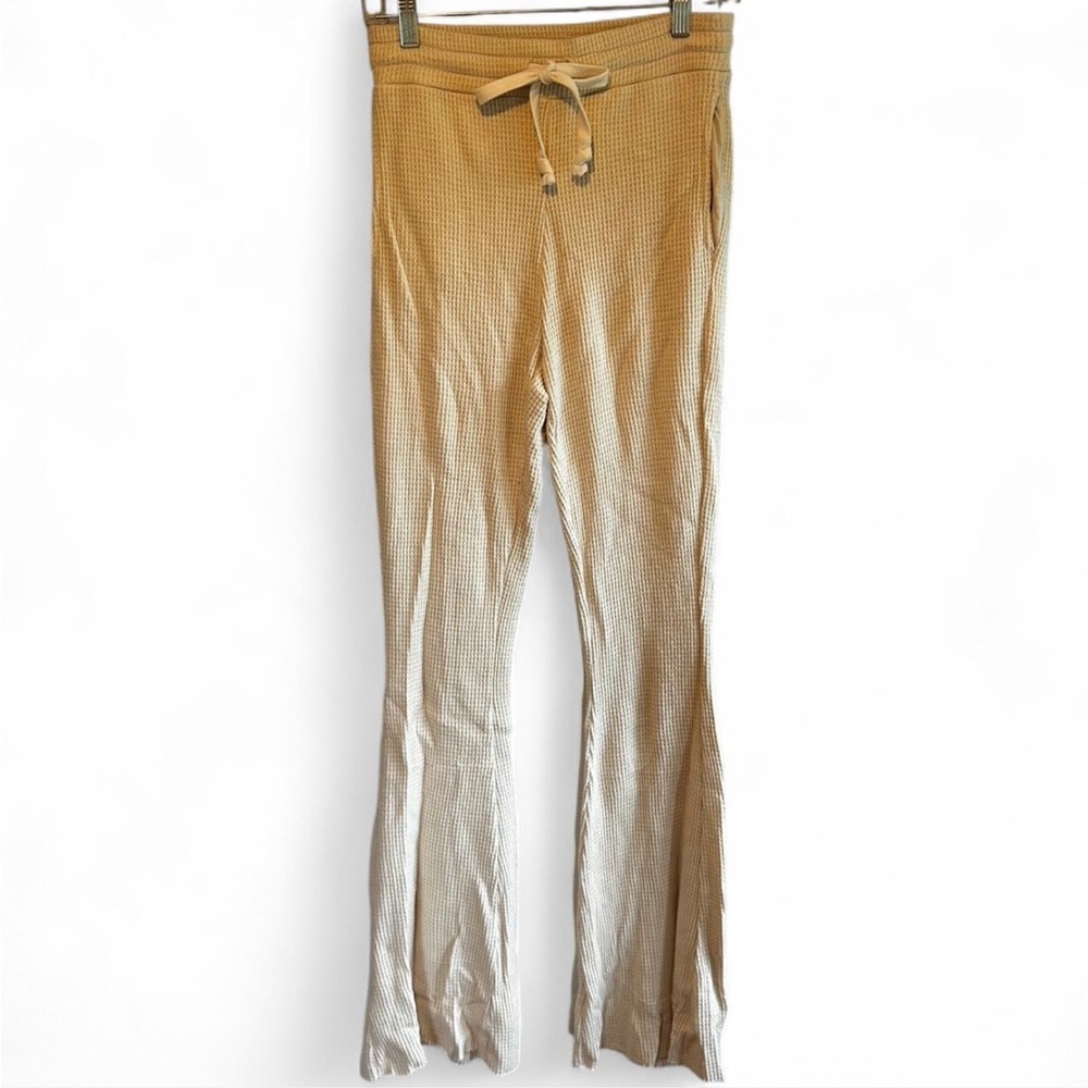 American Eagle Cream Waffle Knit Pants